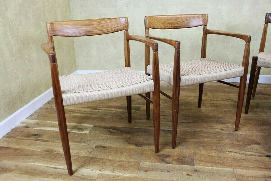 Danish bramin dining table and 6 papercord chairs – A rare vintage treasure