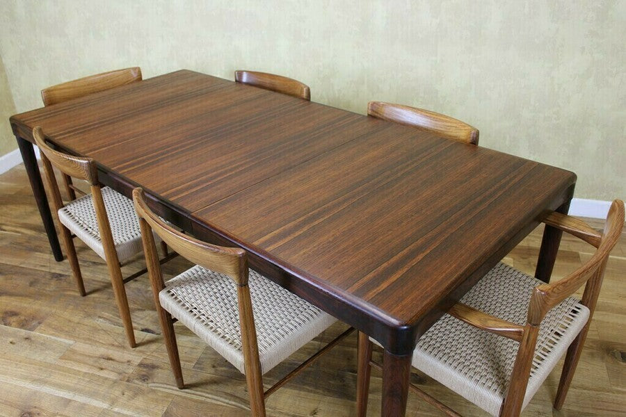Danish bramin dining table and 6 papercord chairs – A rare vintage treasure