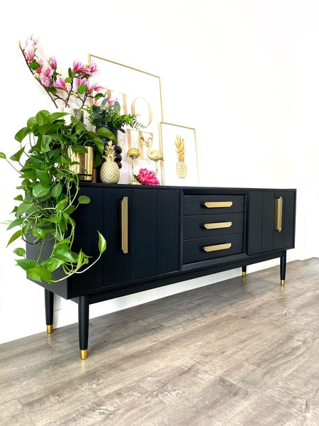 Mid century modern painted black g plan sideboard – A rare vintage treasure