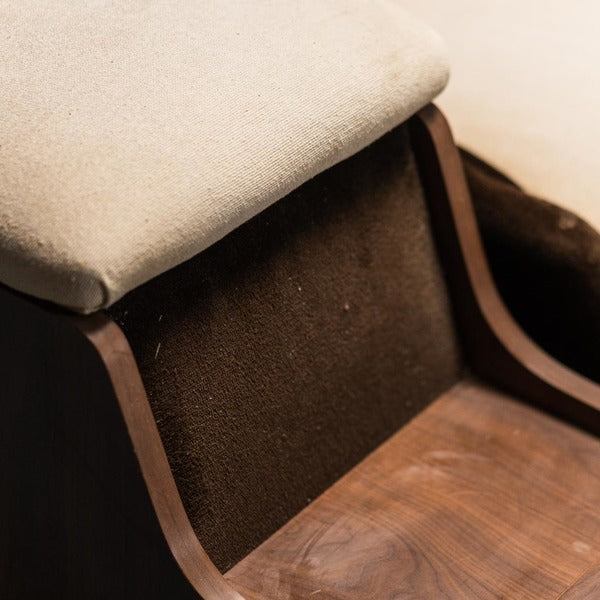 4 seater radio sofa in 1970s vintage modern velvet – A rare vintage treasure